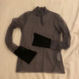 Plaid grey turtle neck sheet top